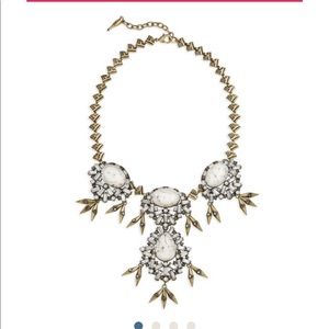 Chloe + Isabel Statement necklace